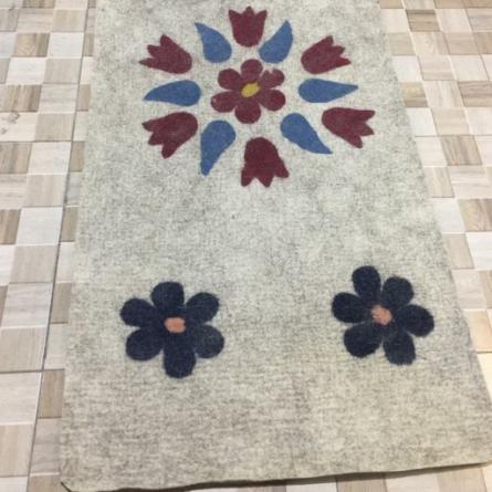 توزیع کننده فرش نمدی پشمی سنتی