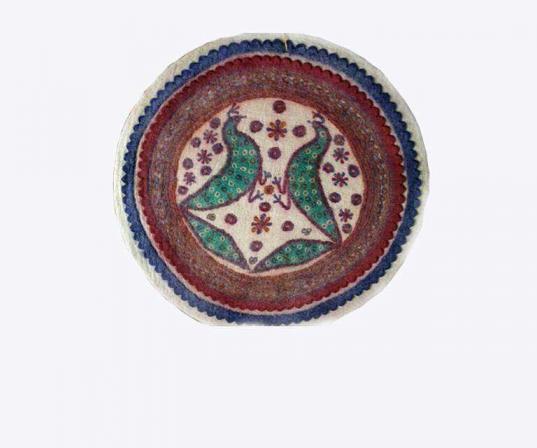 کمک به درد های مفاصل با زیرانداز های نمدی