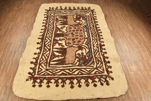 سفارش دهنده زیرانداز نمدی سنتی درجه یک