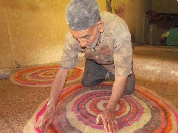 آشنایی با ابعاد های مختلف زیرانداز نمدی