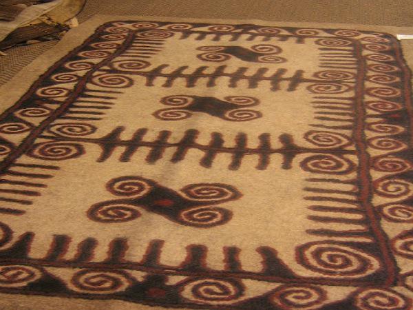 سفارش عمده فرش نمدی سنتی کوچک