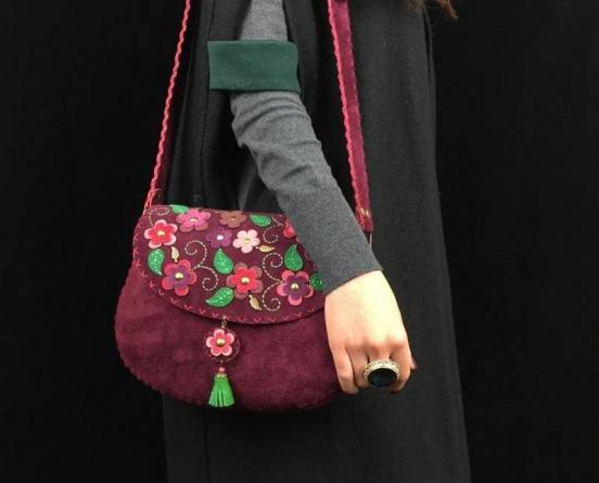 عرضه کنندگان انواع کیف نمدی زنانه