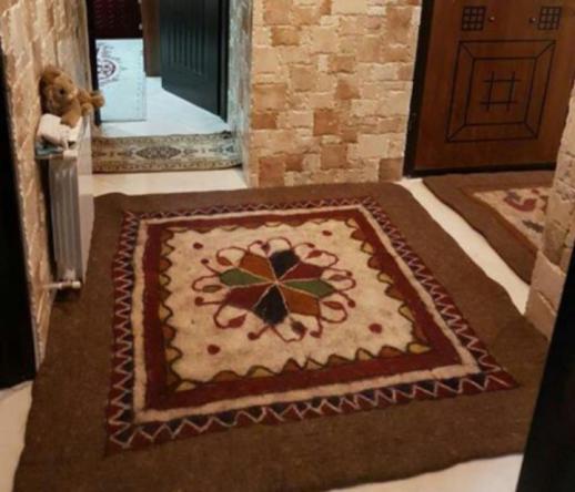 توزیع مستقیم فرش نمدی سنتی استاندارد