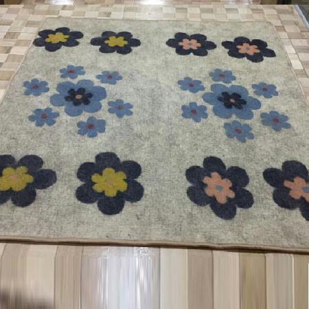 یک تشک نمدی خوب چه مشخصاتی دارد؟