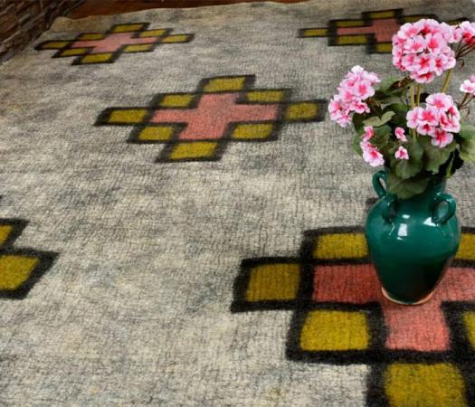 از انواع زیرانداز نمدی چه می دانید؟