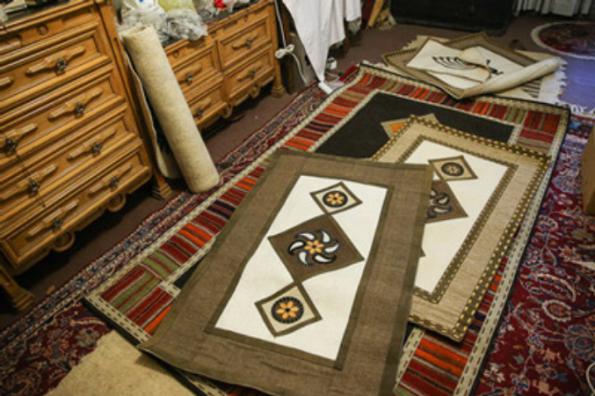تولید کننده انواع فرش نمدی پشمی عمده