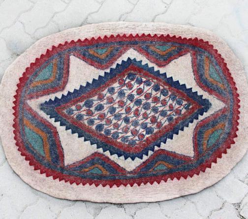 فروش مستقیم فرش نمد بیضی صادراتی