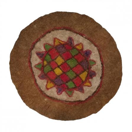 فروشنده فرش نمد بیضی مدل آفتاب