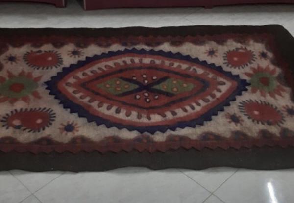 مزایا استفاده نمد فرش برجسته برای کمر